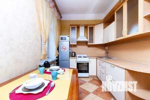 2-к квартира, посуточно, 75м2, 3/6 этаж