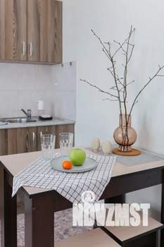 Студия квартира, посуточно, 40м2, 8/17 этаж