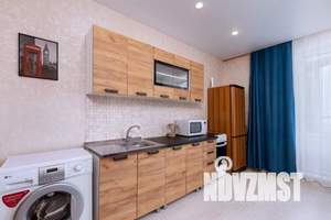 1-к квартира, посуточно, 38м2, 8/25 этаж