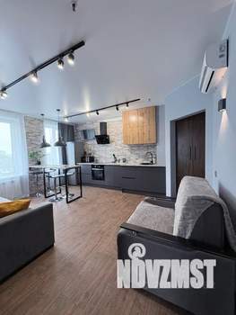 2-к квартира, посуточно, 50м2, 4/18 этаж