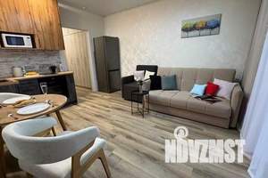 1-к квартира, посуточно, 35м2, 22/30 этаж