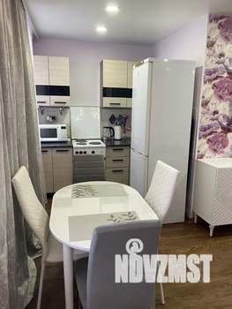 Студия квартира, посуточно, 29м2, 1/5 этаж