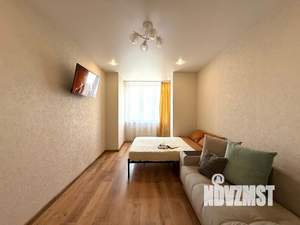 1-к квартира, посуточно, 40м2, 9/17 этаж