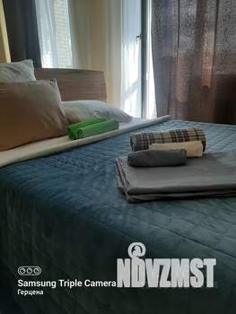 Студия квартира, посуточно, 37м2, 17/18 этаж