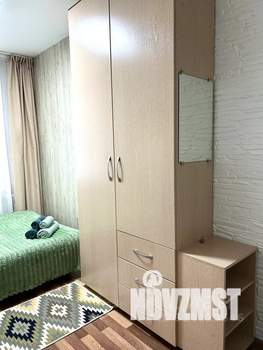 Студия квартира, посуточно, 14м2, 1/9 этаж