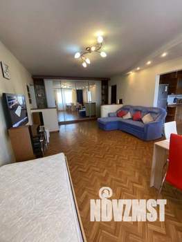 3-к квартира, посуточно, 88м2, 1/1 этаж