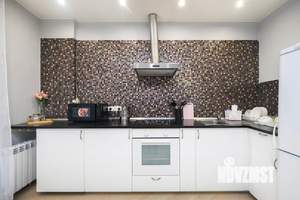 Студия квартира, посуточно, 40м2, 8/15 этаж