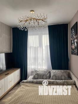 Студия квартира, посуточно, 28м2, 21/21 этаж