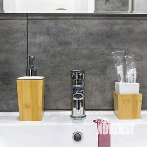 Студия квартира, посуточно, 40м2, 3/25 этаж