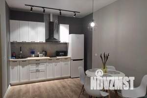 2-к квартира, посуточно, 44м2, 7/20 этаж
