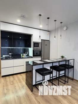 1-к квартира, посуточно, 38м2, 5/18 этаж