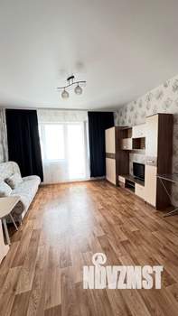 Студия квартира, на длительный срок, 32м2, 15/17 этаж