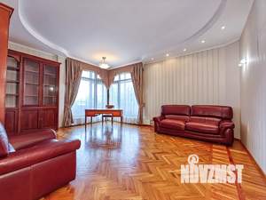 3-к квартира, посуточно, 150м2, 3/4 этаж