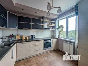 3-к квартира, на длительный срок, 64м2, 10/10 этаж