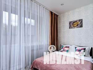 1-к квартира, посуточно, 35м2, 2/25 этаж