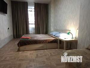 1-к квартира, посуточно, 43м2, 1/1 этаж