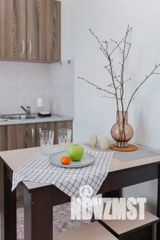 Студия квартира, посуточно, 40м2, 8/17 этаж
