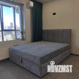 Студия квартира, посуточно, 27м2, 19/25 этаж