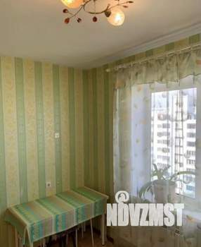 1-к квартира, посуточно, 38м2, 10/10 этаж