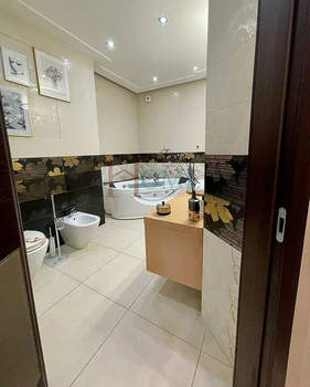 3-к квартира, на длительный срок, 107м2, 5/17 этаж