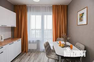 1-к квартира, посуточно, 38м2, 10/17 этаж