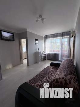 2-к квартира, посуточно, 47м2, 5/5 этаж