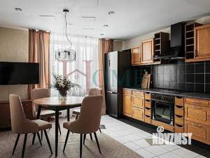 3-к квартира, на длительный срок, 148м2, 8/10 этаж