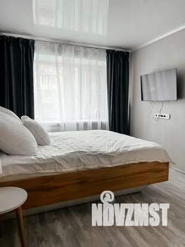 1-к квартира, посуточно, 37м2, 3/5 этаж