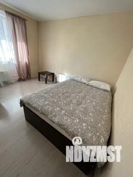 1-к квартира, посуточно, 42м2, 10/25 этаж