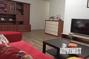 2-к квартира, посуточно, 60м2, 1/1 этаж