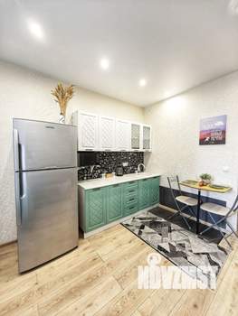 Студия квартира, посуточно, 25м2, 1/9 этаж