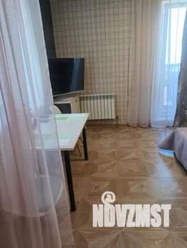 Студия квартира, посуточно, 30м2, 20/25 этаж