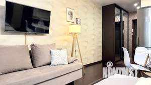 Студия квартира, посуточно, 30м2, 10/18 этаж