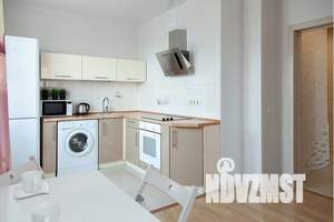 2-к квартира, посуточно, 47м2, 15/25 этаж