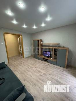 1-к квартира, на длительный срок, 60м2, 4/5 этаж