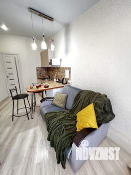 Студия квартира, посуточно, 30м2, 1/12 этаж