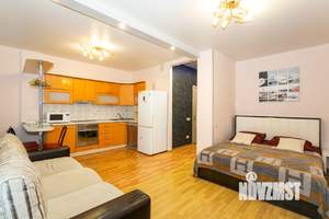 Студия квартира, посуточно, 42м2, 9/19 этаж