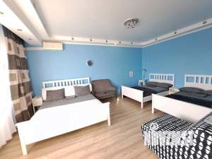 1-к квартира, посуточно, 50м2, 1/1 этаж