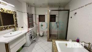 4-к квартира, на длительный срок, 137м2, 8/10 этаж