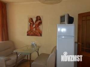 1-к квартира, посуточно, 50м2, 3/5 этаж