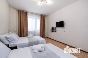 1-к квартира, посуточно, 42м2, 3/10 этаж