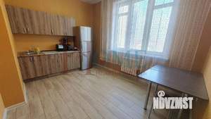 1-к квартира, на длительный срок, 70м2, 7/25 этаж
