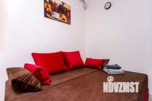 1-к квартира, посуточно, 15м2, 1/1 этаж