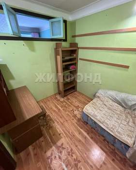 3-к квартира, на длительный срок, 42м2, 2/5 этаж