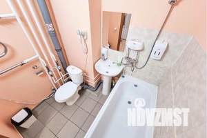 1-к квартира, посуточно, 38м2, 8/10 этаж