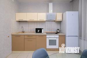 2-к квартира, посуточно, 70м2, 2/25 этаж