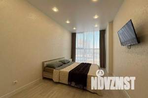 1-к квартира, посуточно, 40м2, 4/25 этаж