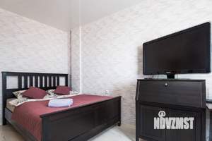 1-к квартира, посуточно, 43м2, 13/18 этаж