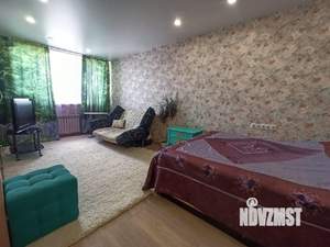 2-к квартира, посуточно, 50м2, 1/1 этаж