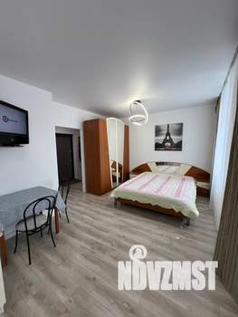 Студия квартира, посуточно, 38м2, 17/25 этаж